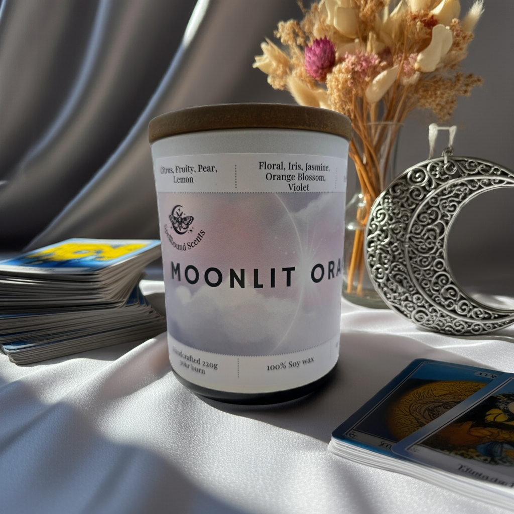Moonlit Oracle Candle – Celestial Fragrance, Hand-Poured Magic.