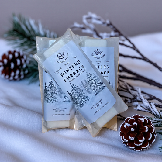 Winter’s Embrace Wax Melts – Rapeseed & Coconut Wax with Pine, Clove & Caramel