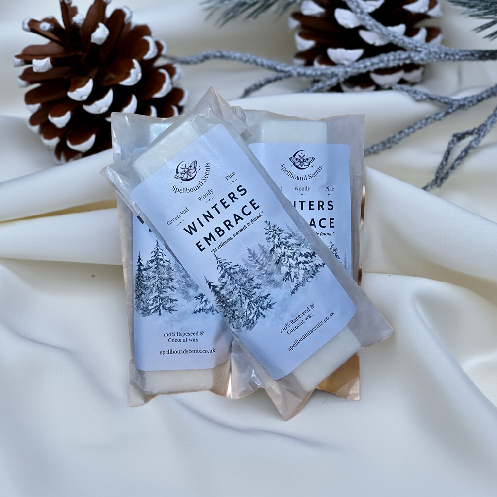 Winter’s Embrace Wax Melts – Rapeseed & Coconut Wax with Pine, Clove & Caramel