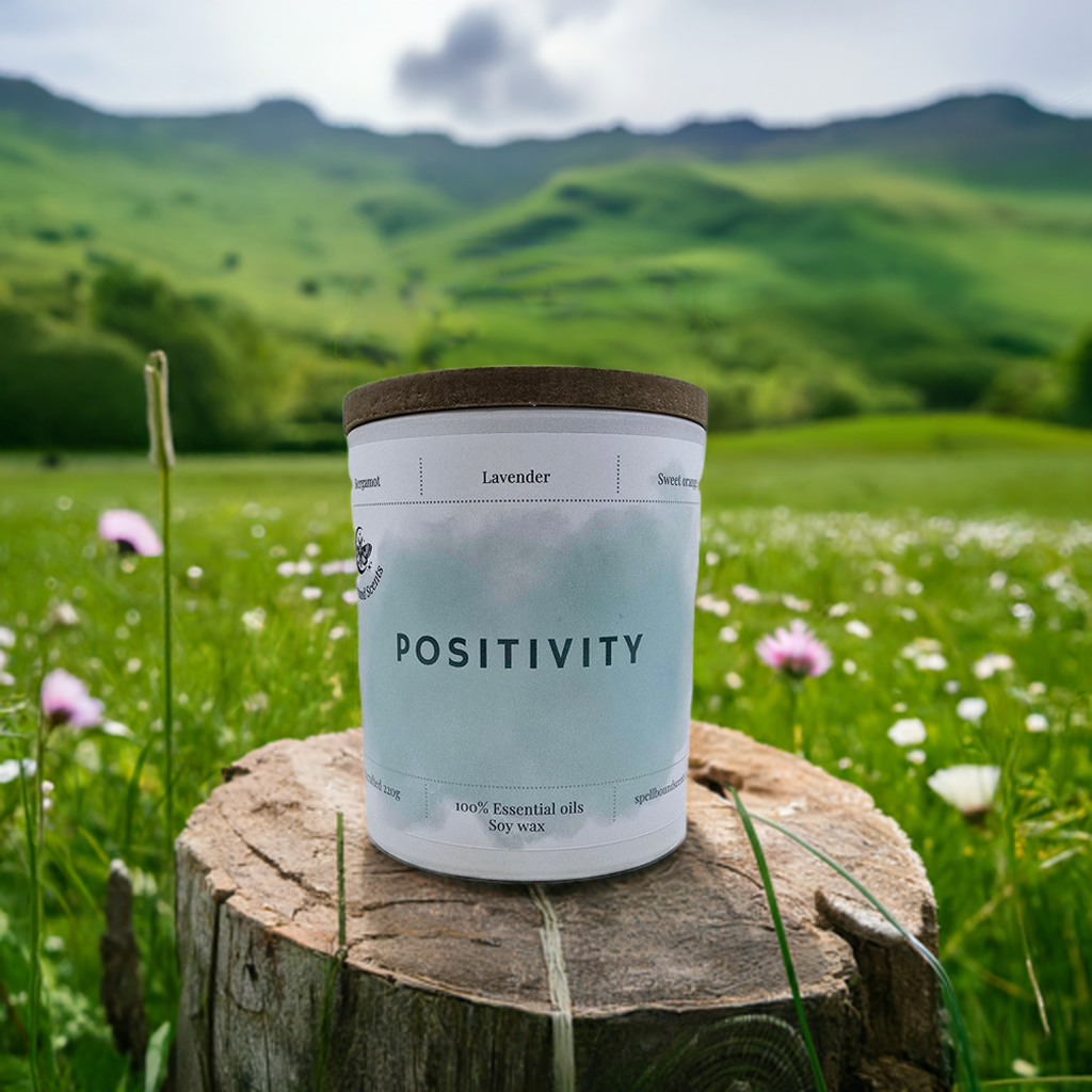 Positivity Candle – Uplifting Citrus & Lavender for a Joyful Atmosphere