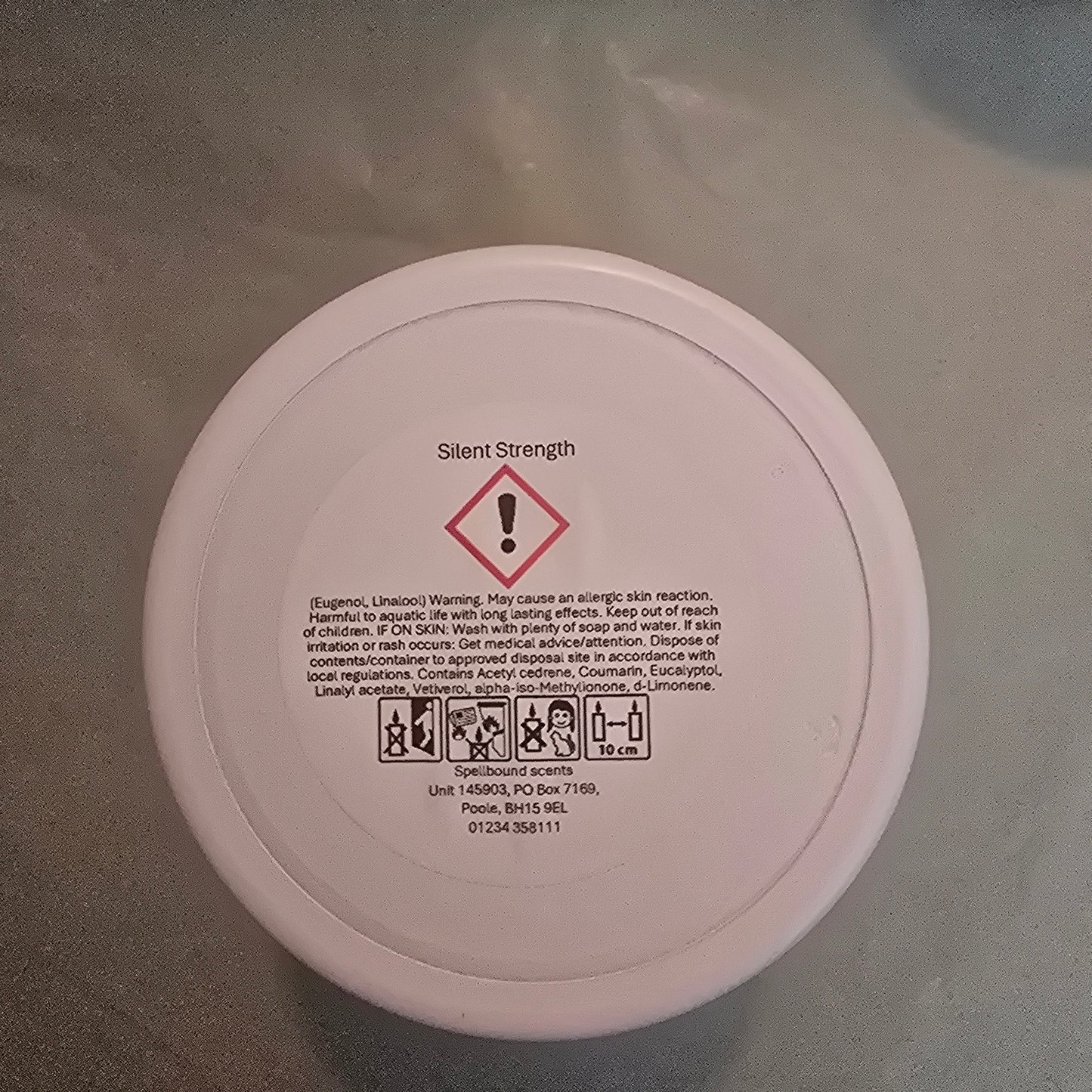 Silent Strength Fragrance Oil Candle – Clove, Patchouli & Deep Woods