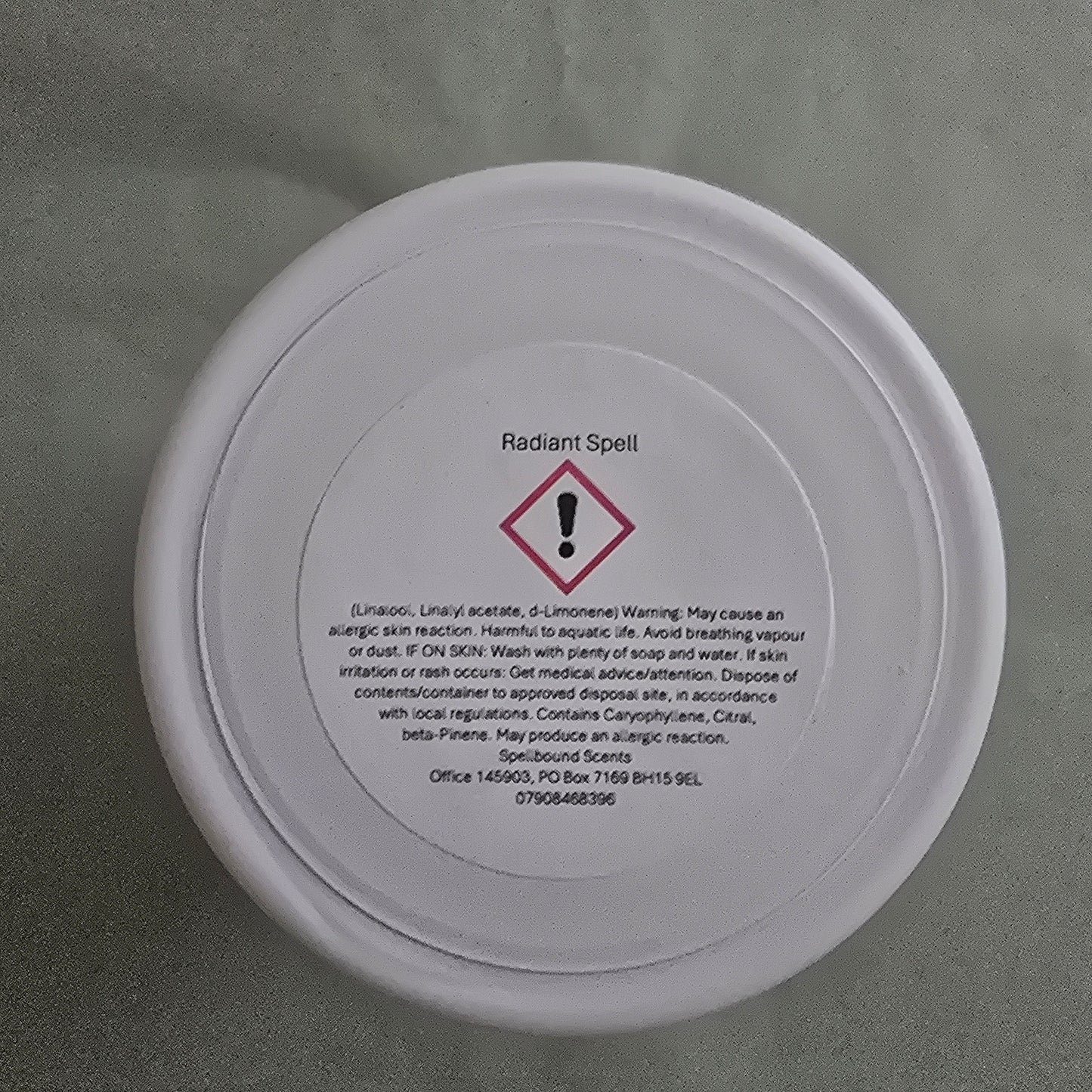 Radiant Spell Essential Oil Candle – Bergamot, Lavender & Sweet Orange