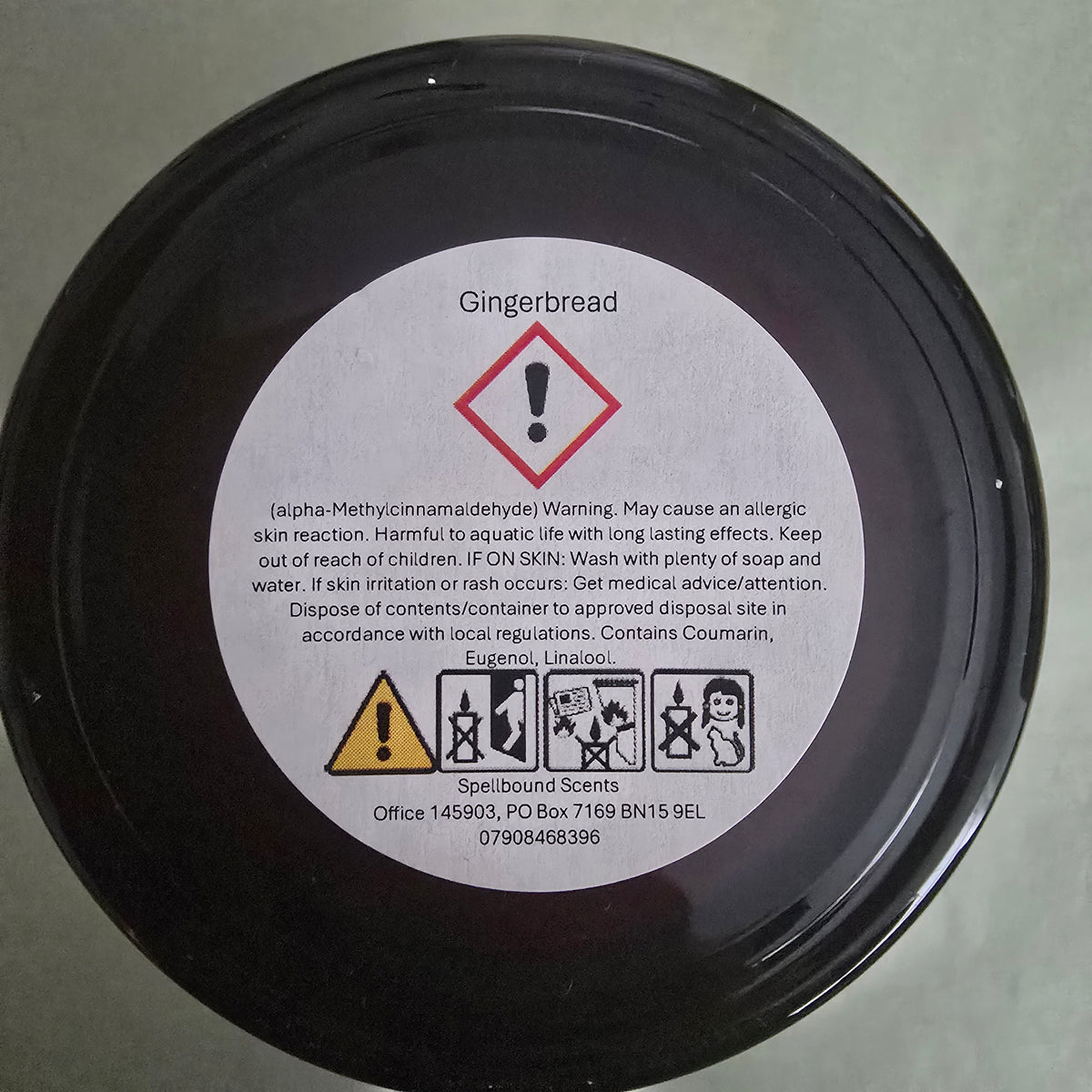 Gingerbread Candle – Festive Spiced Biscuit Soy Candle