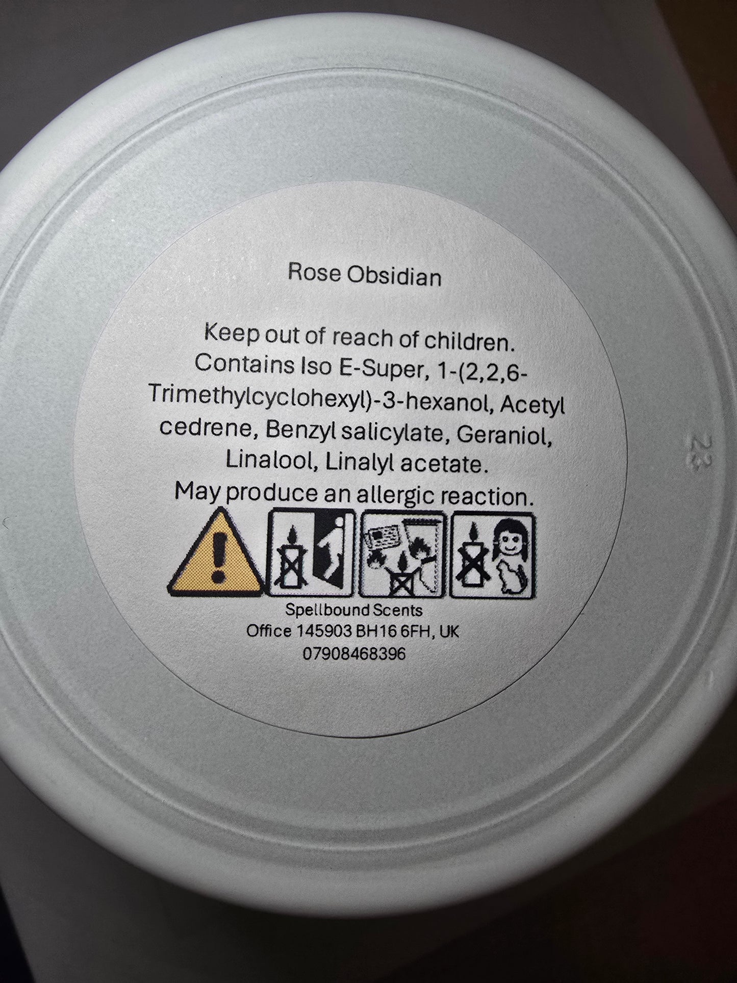 Rose Obsidian – Luxury Soy Wax Melts