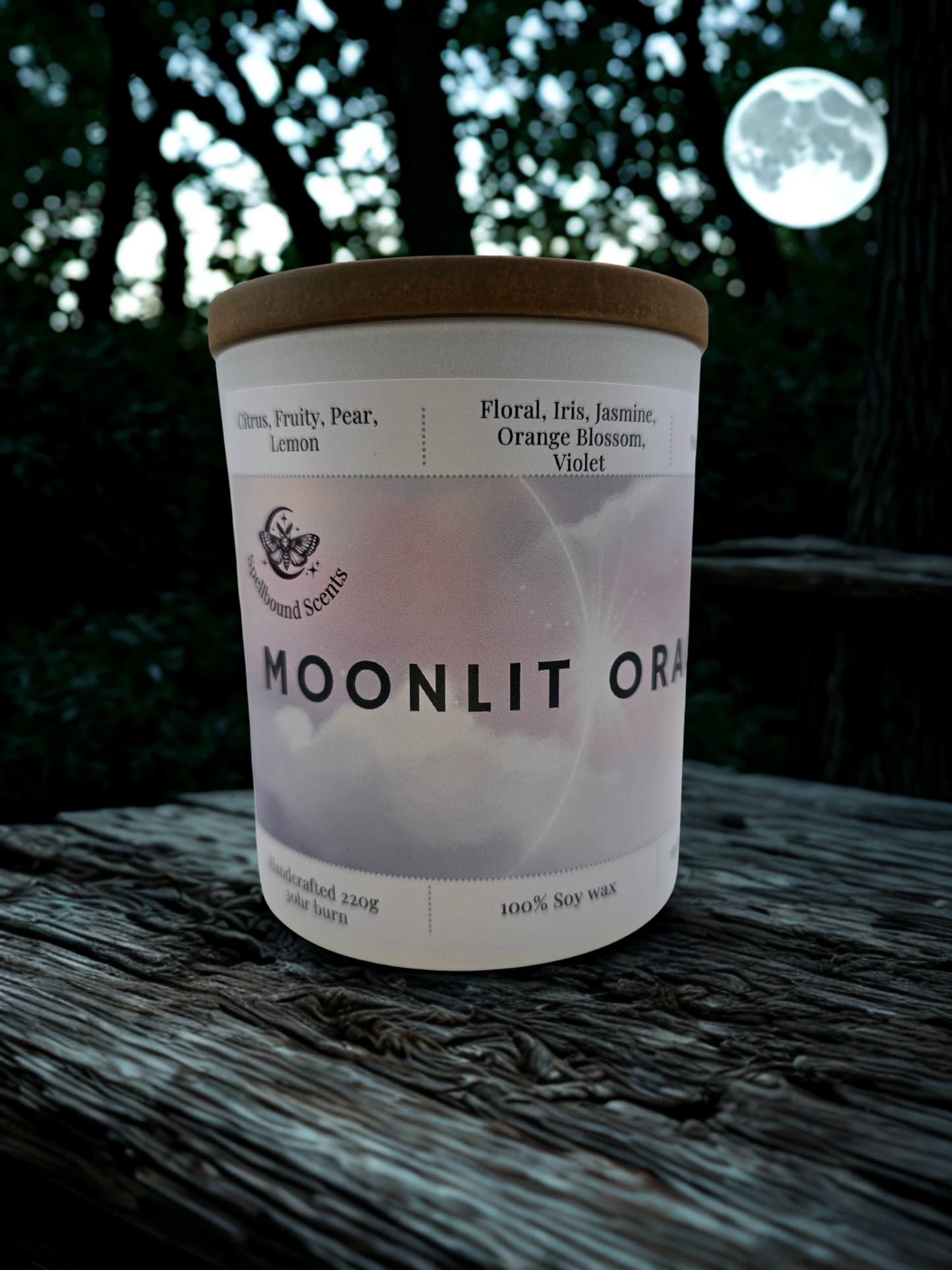 Moonlit Oracle Candle – Celestial Fragrance, Hand-Poured Magic.