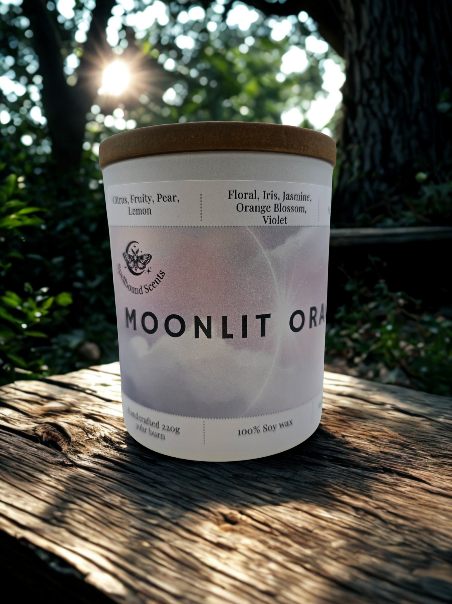 Moonlit Oracle Candle – Celestial Fragrance, Hand-Poured Magic.