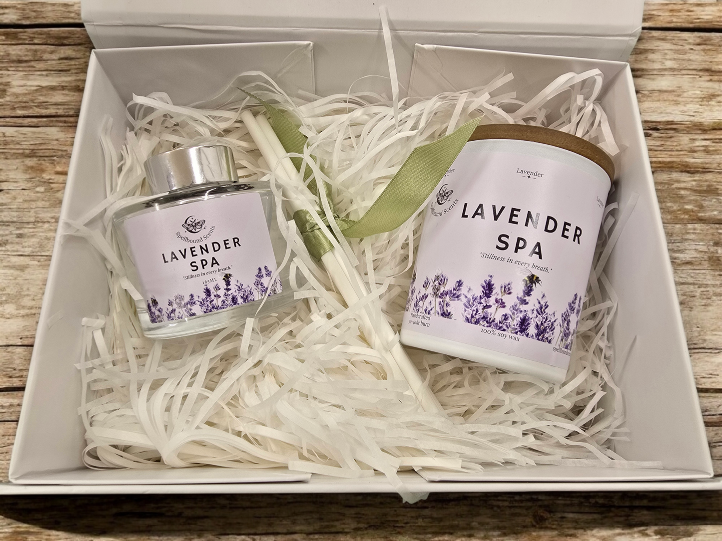 Luxury Reed Diffuser Gift Set – Long-Lasting Home Fragrance (Multiple Scents Available)