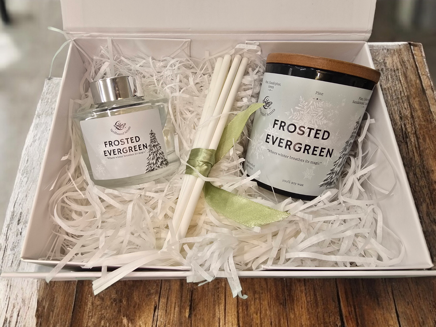 Luxury Reed Diffuser Gift Set – Long-Lasting Home Fragrance (Multiple Scents Available)